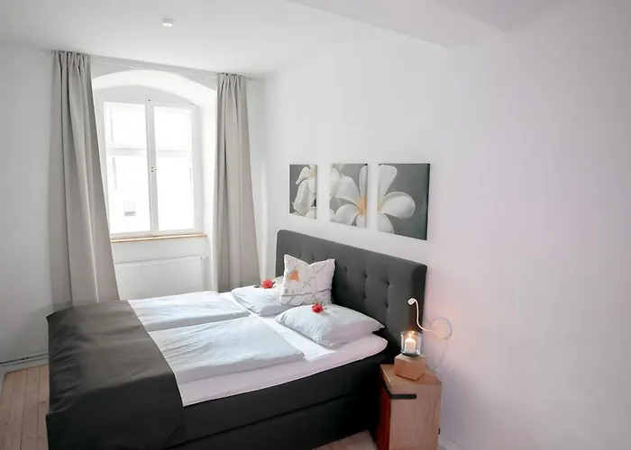 Adam Und Eva Apartment